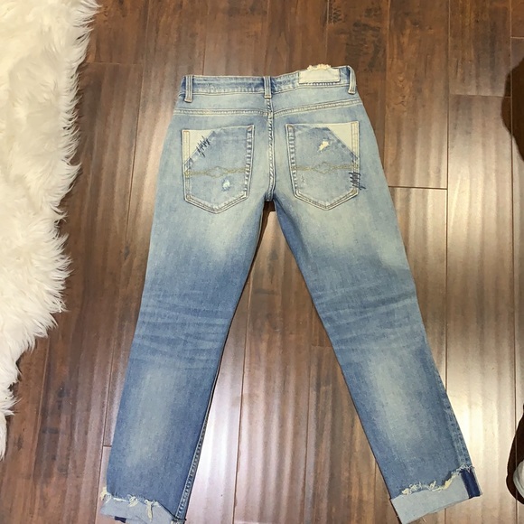 Zara mom jeans - Picture 3 of 3